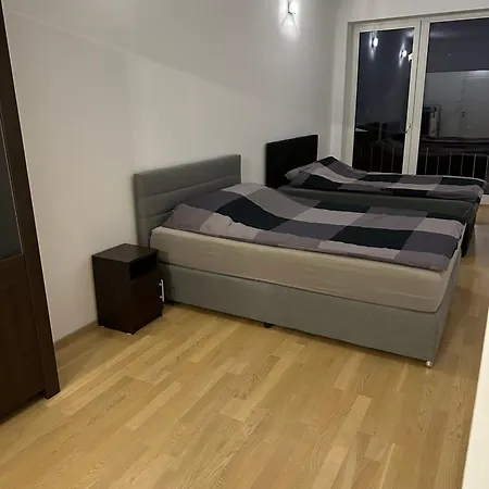Geraeumiges Modernes 1-6 Personen Apartment *