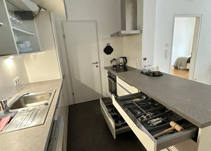 Appartamento Geraeumiges Modernes 1-6 Personen