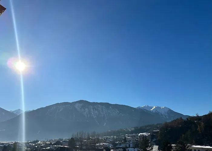 Geraeumiges Modernes 1-6 Personen Imst